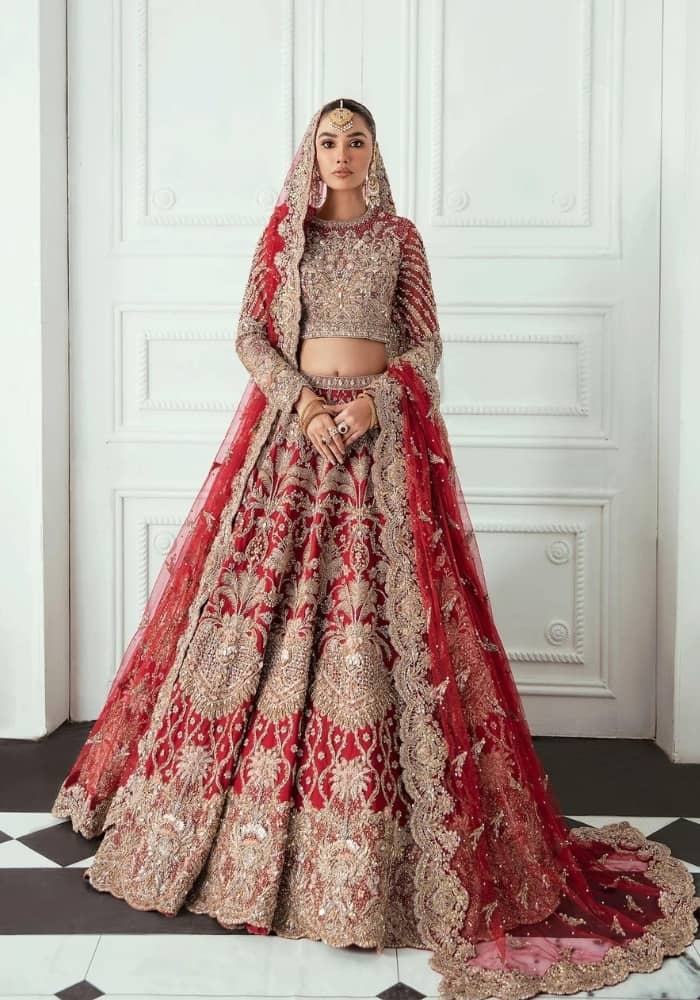 Radiant-Red-Wedding-Lehenga-Choli-002